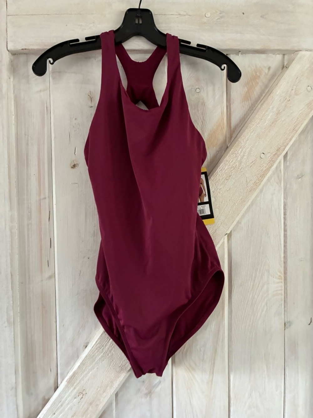 TYR Women's One-Piece Swimsuit in Deep Berry NWT